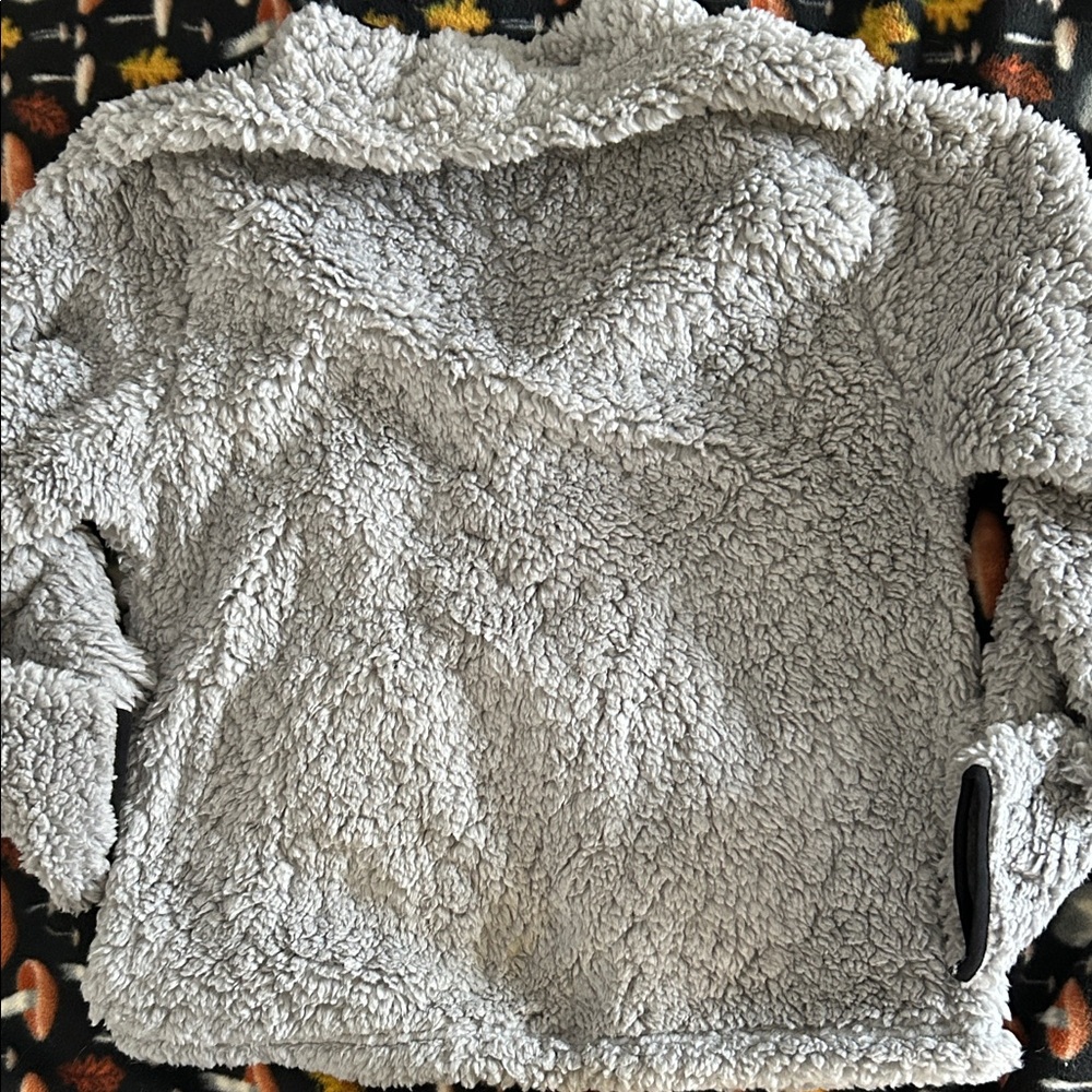 3/$20 Cozy Gray Sherpa Fleece Sweatshirt - Picture 5 of 5